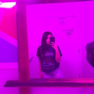 Meet your Posher, Kiana